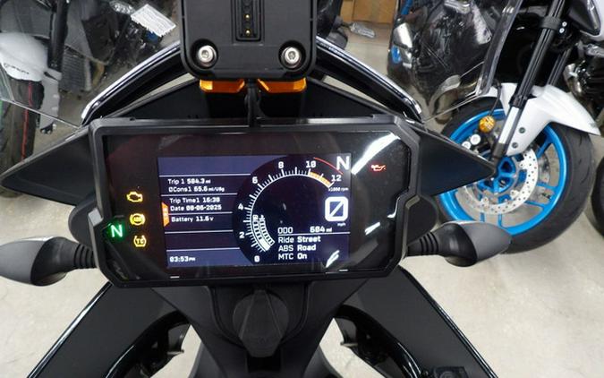 2022 KTM Adventure 390