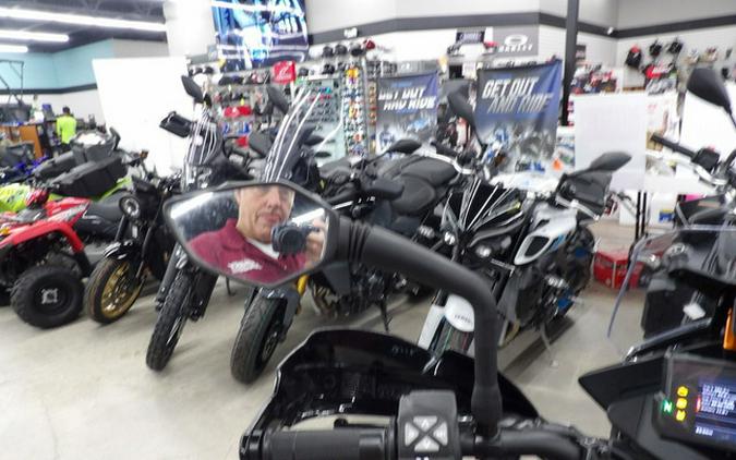 2022 KTM Adventure 390