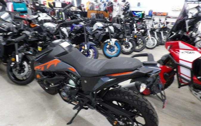 2022 KTM Adventure 390