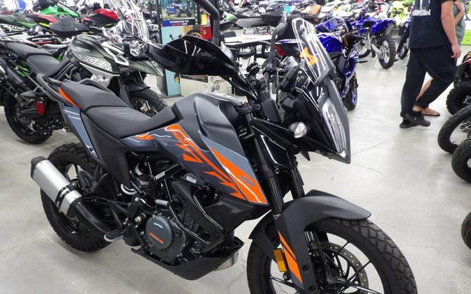 2022 KTM Adventure 390