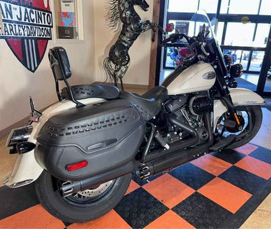 2022 Harley-Davidson Heritage Classic 114