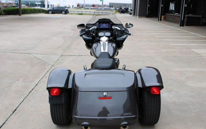 2023 Harley-Davidson® FLTRT - Road Glide® 3