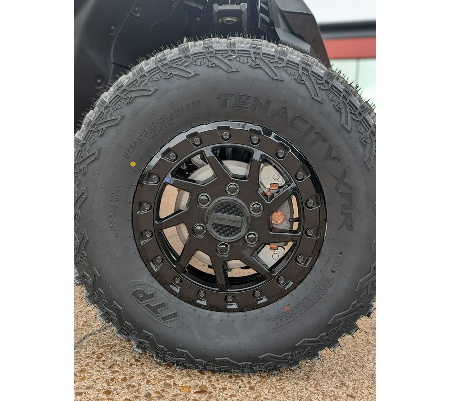 2027 MAVERICK R MAX XRS W/ SMART-SHOX - Can-Am