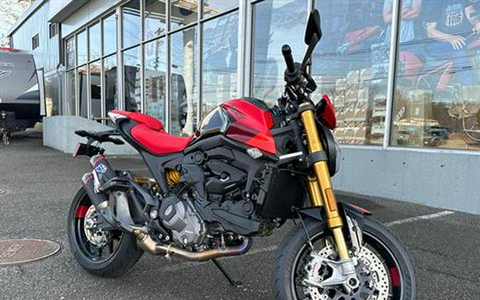 2024 Ducati Monster SP