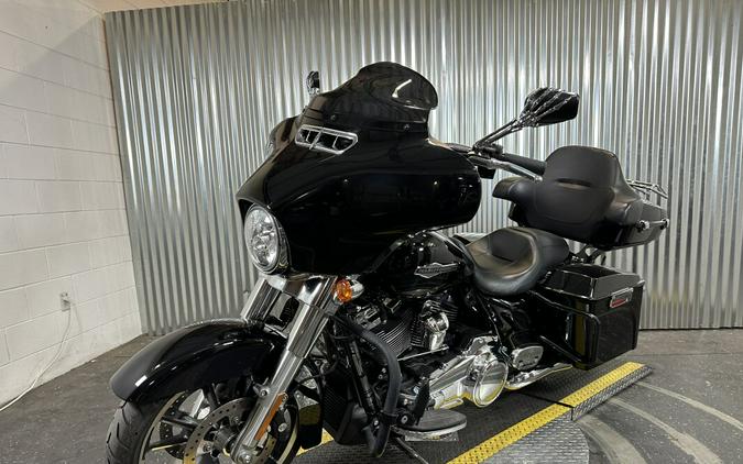 2022 Harley-Davidson Street Glide