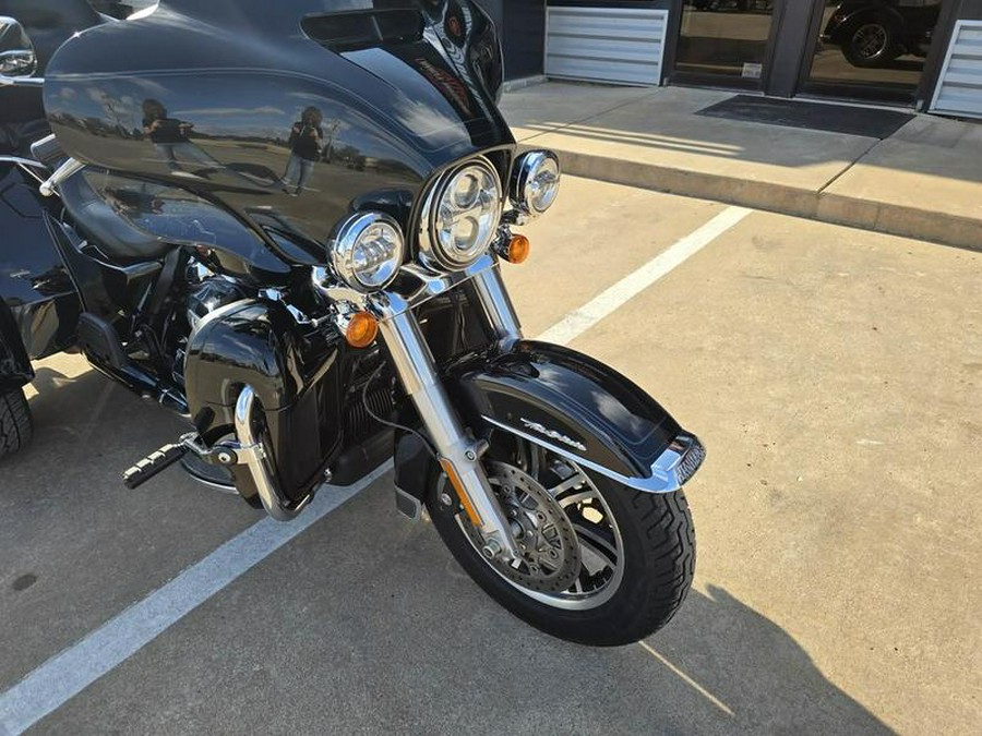 2022 Harley-Davidson® FLHTCUTG - Tri Glide® Ultra