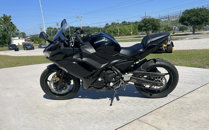 2025 KAWASAKI NINJA 650 - DAE3913