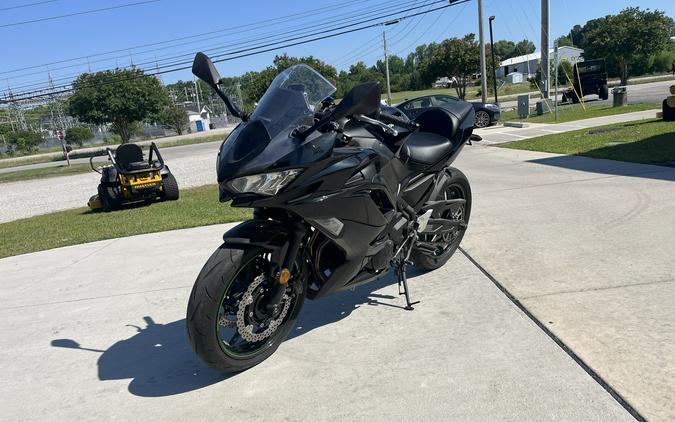 2025 KAWASAKI NINJA 650 - DAE3913