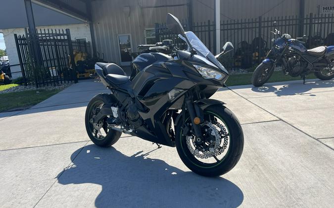 2025 KAWASAKI NINJA 650 - DAE3913