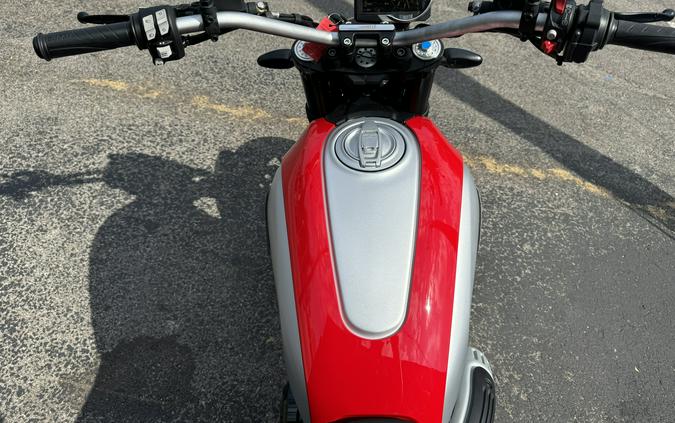 2024 Ducati Scrambler 800 Icon