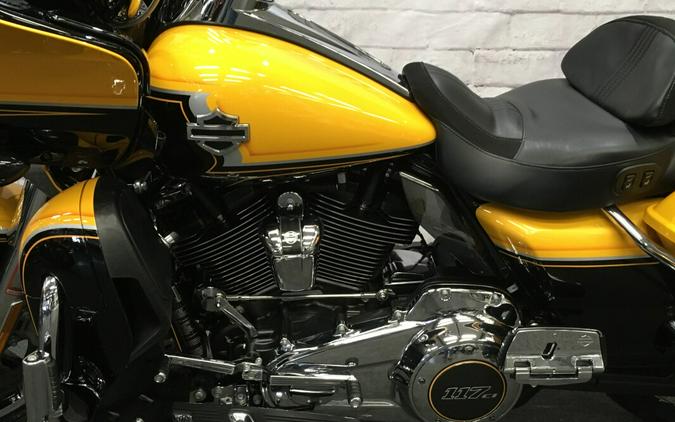 2022 Harley-Davidson CVO™ Road Glide Limited Hightail Yellow Pearl FLTRKSE