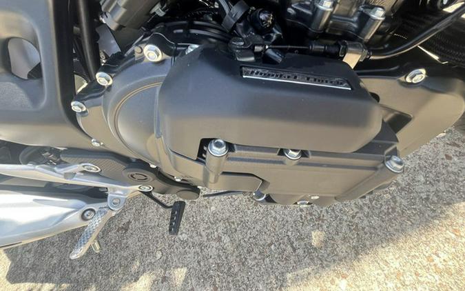 2026 Honda CB750 Hornet E-Clutch