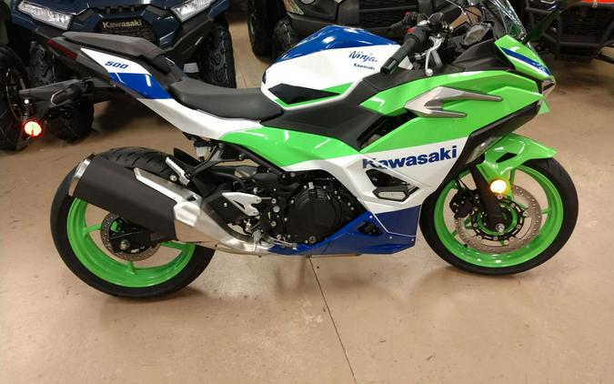 2024 Kawasaki Ninja 500 Review [14 Fast Facts]