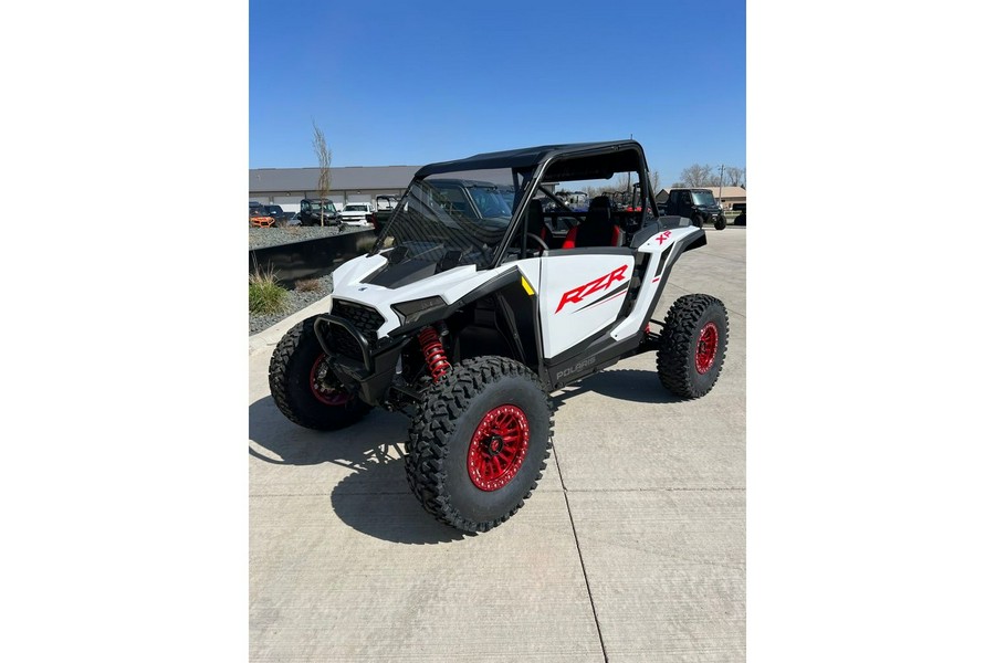 2024 Polaris Industries RZR XP 1000 SPORT - WHITE LIGHTNING Sport