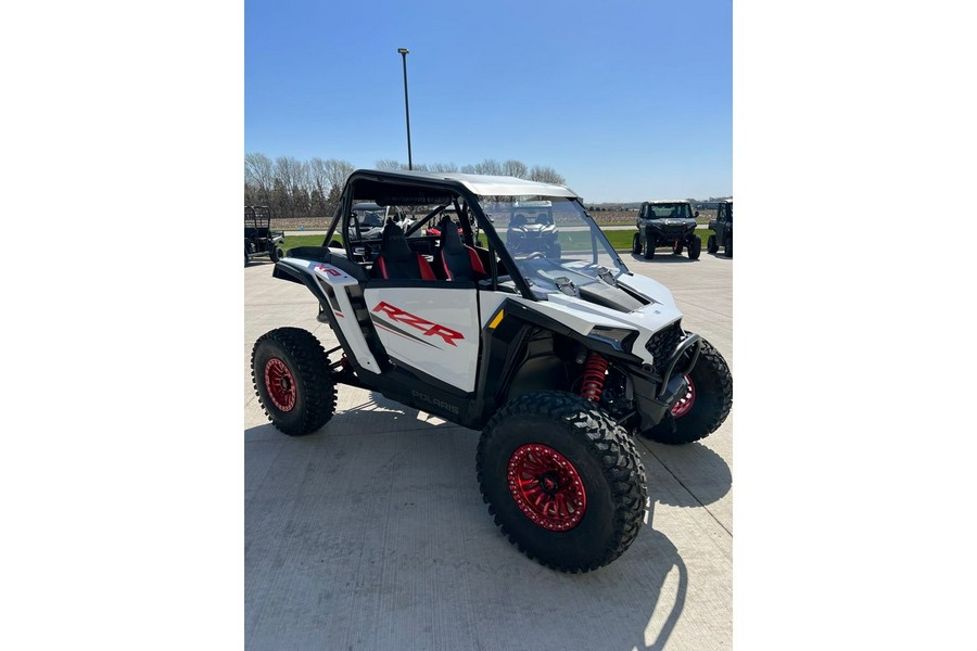 2024 Polaris Industries RZR XP 1000 SPORT - WHITE LIGHTNING Sport