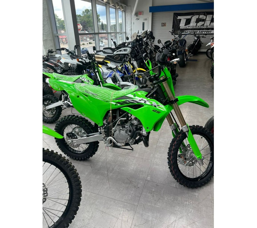 2025 Kawasaki KXT 85