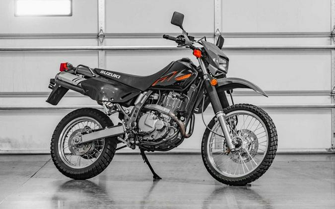 2025 Suzuki DR 650S