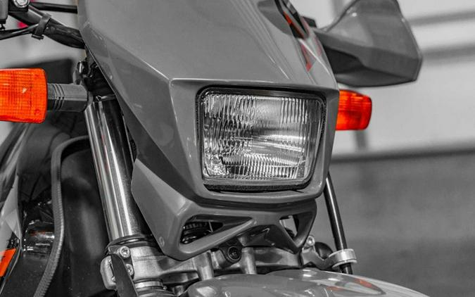 2025 Suzuki DR 650S