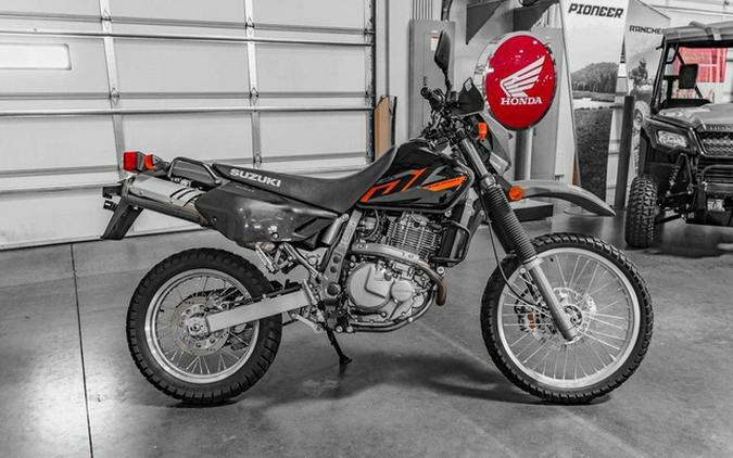 2025 Suzuki DR 650S