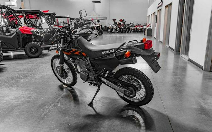 2025 Suzuki DR 650S