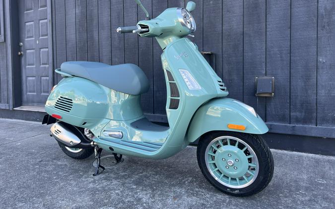2027 Vespa GTS 310 80th Anniversario