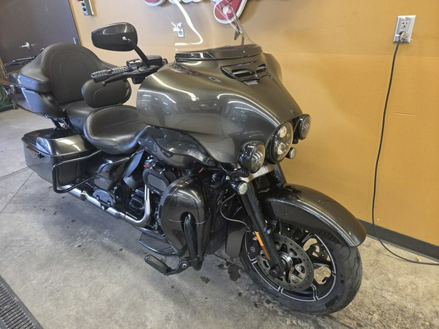 2018 Harley-Davidson Touring FLHTKSE - CVO Limited