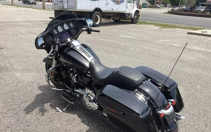 2019 Harley-Davidson® FLHX - Street Glide®