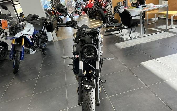 2025 Yamaha XSR 700