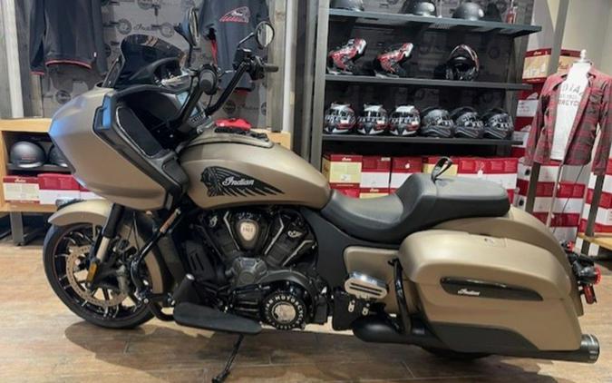 2020 Indian Motorcycle® Challenger Dark Horse®