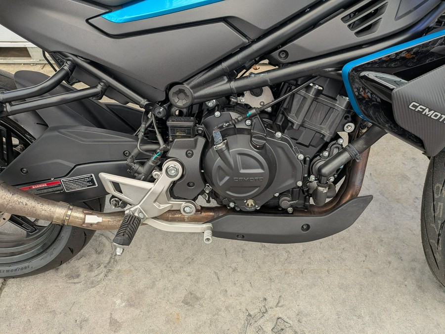 2024 CFMOTO 450NK