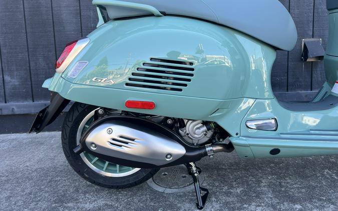 2027 Vespa GTS 310 80th Anniversario