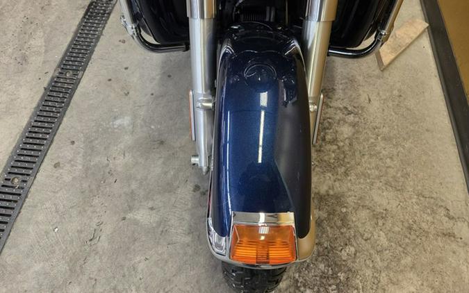 2013 Harley-Davidson Trike FLHTCUTG - Tri Glide Ultra Classic