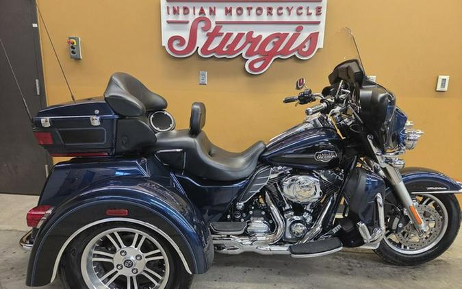 2013 Harley-Davidson Trike FLHTCUTG - Tri Glide Ultra Classic