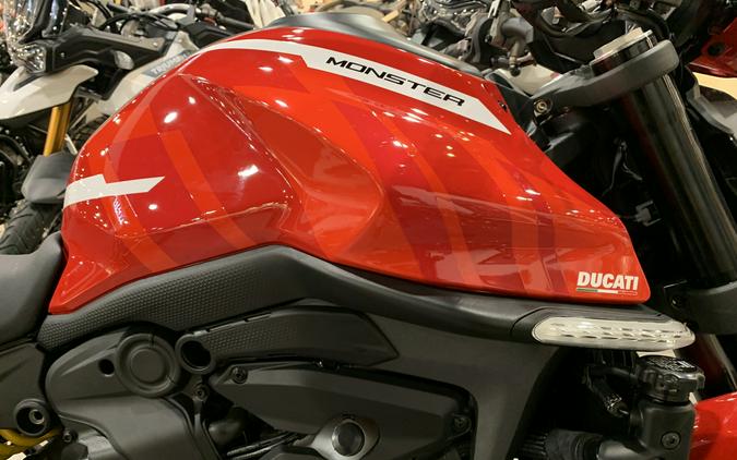 2023 Ducati Monster Plus