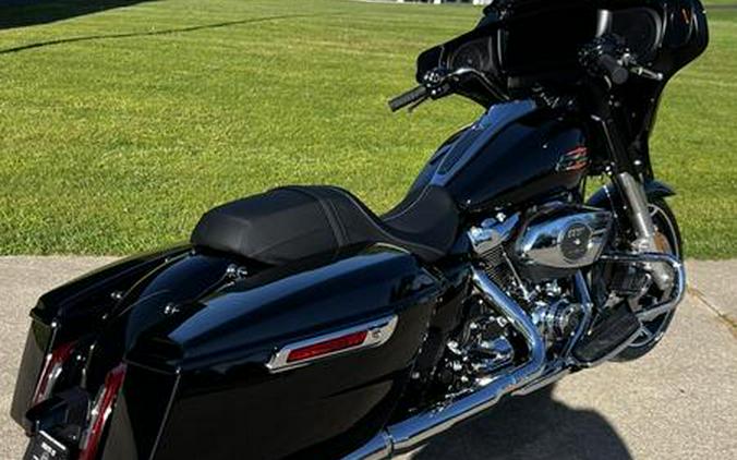 2024 Harley-Davidson® FLHX - Street Glide®