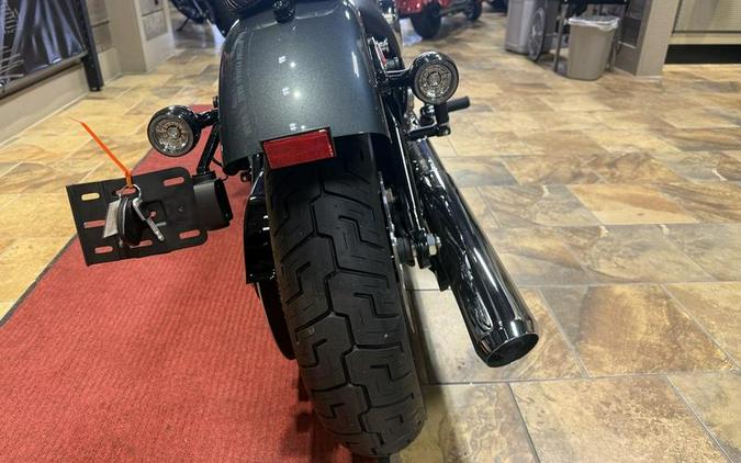 2025 Harley-Davidson® FXBB - Street Bob®