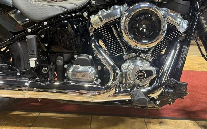 2025 Harley-Davidson® FXBB - Street Bob®