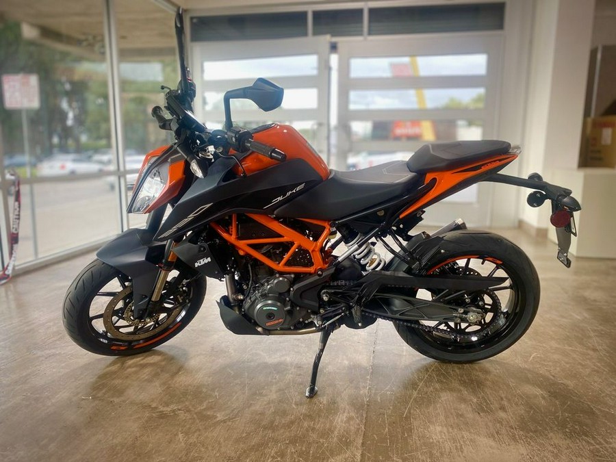 2023 KTM 390 Duke