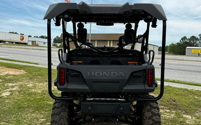 2022 Honda® Pioneer 1000-5