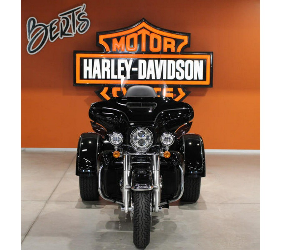 2024 Harley-Davidson® FLHTCUTG - Tri Glide® Ultra