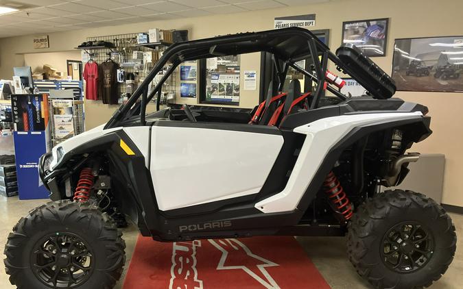 2024 Polaris Industries RZR XP 1000 SPORT WHITE LIGHTNING