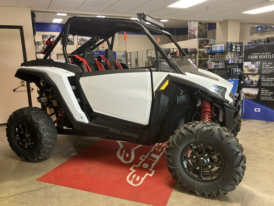 2024 Polaris Industries RZR XP 1000 SPORT WHITE LIGHTNING