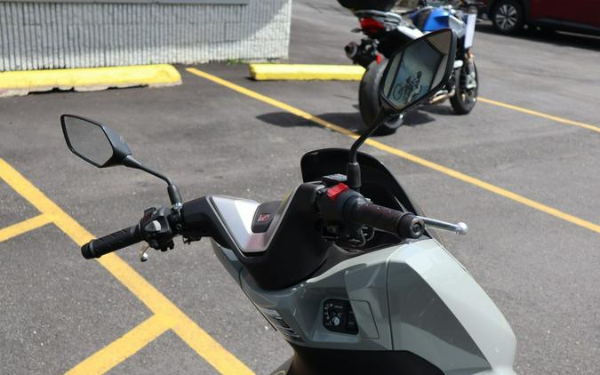 2025 PCX - Honda