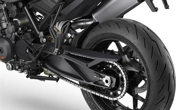 2027 KTM 790 Duke