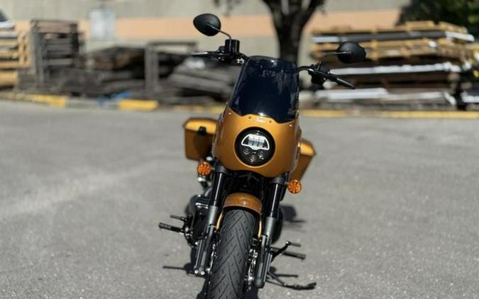 2026 Indian Sport Chief RT Vibrant Gold Metallic