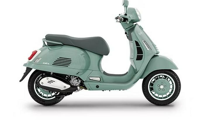2027 Vespa GTS 310 80th Anniversario