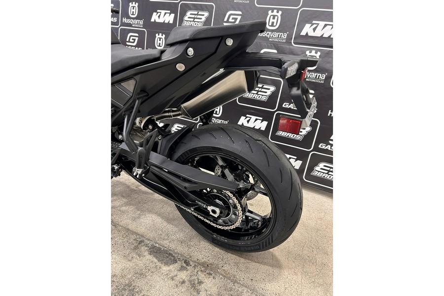 2027 790 Duke - KTM