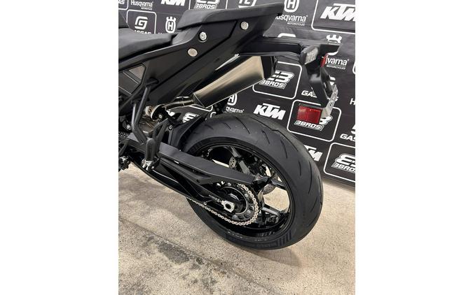 2027 790 Duke - KTM
