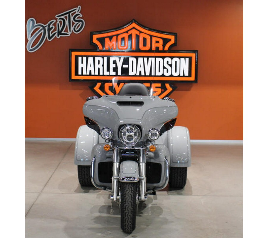 2024 Harley-Davidson® FLHTCUTG - Tri Glide® Ultra