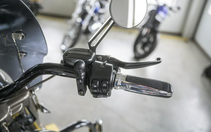 2014 Harley-Davidson CVO Road King FLHRSE5